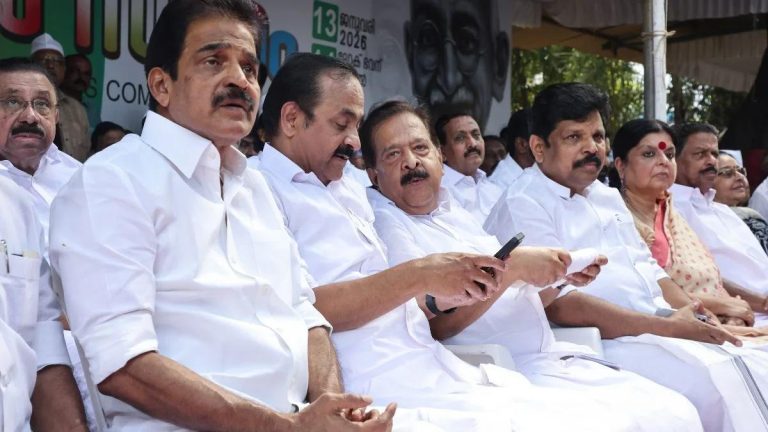 മുഖ്യമന്ത്രി തർക്കം ഹൈകമാന്റിന്റെ നിർണ്ണായക നീക്കങ്ങൾ ഇങ്ങനെ